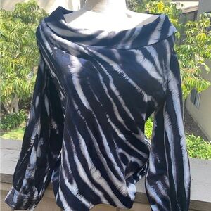 St John Silk Blue Work Long sleeve Gorgeous Blouse 8